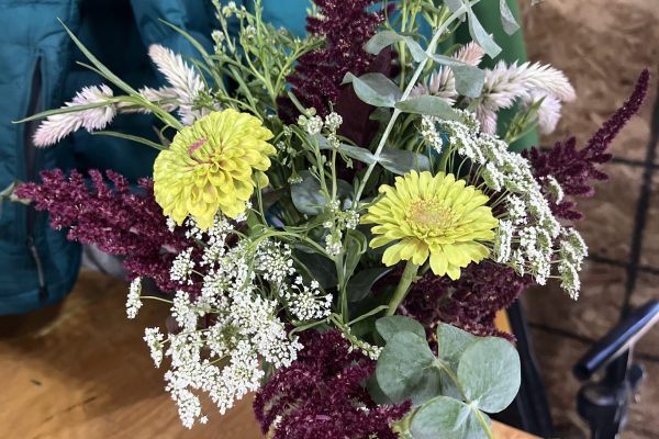 image of bouquet of flowers